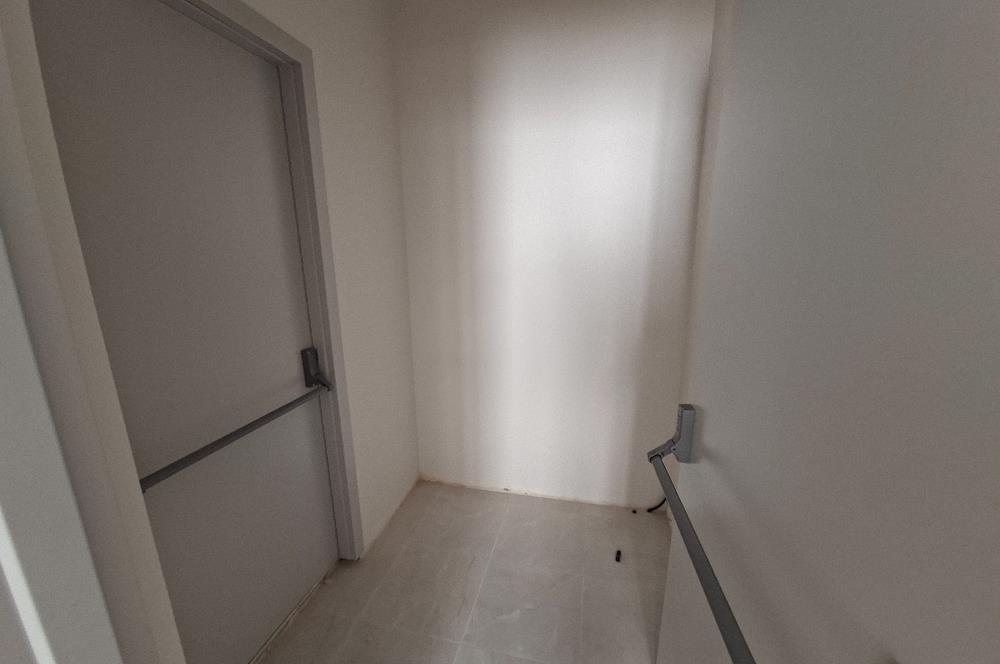 SUADİYE MARMARAYA YAKIN 2+1 SIFIR 78m2 NET KOMBİLİ BALKONLU