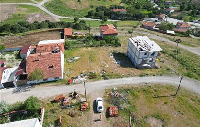  CENTURY 21 BAL OFİSTEN  KOCAAVŞAR MAH. SATILIK KÖY İMARLI ARSA