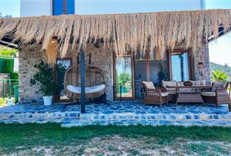 Kemikler'de Manzaralı 3+1 Dubleks Villa - 1 - 35865