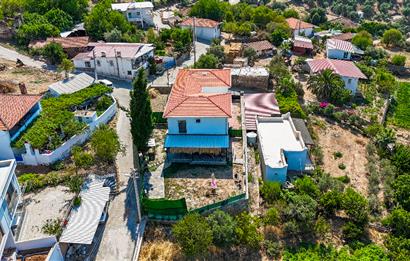 Kemikler'de Manzaralı 3+1 Dubleks Villa