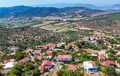 Kemikler'de Manzaralı 3+1 Dubleks Villa