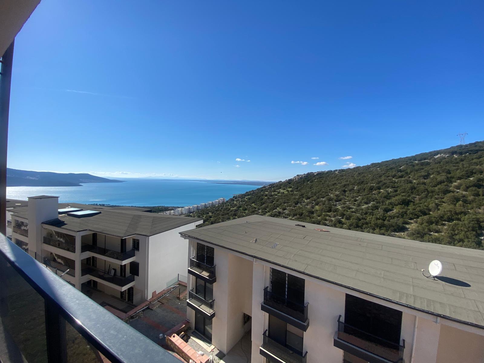 DİDİM/AKBÜK SKYLINE SITESI DENİZ VE DOĞA MANZARALI SATILIK 1+1