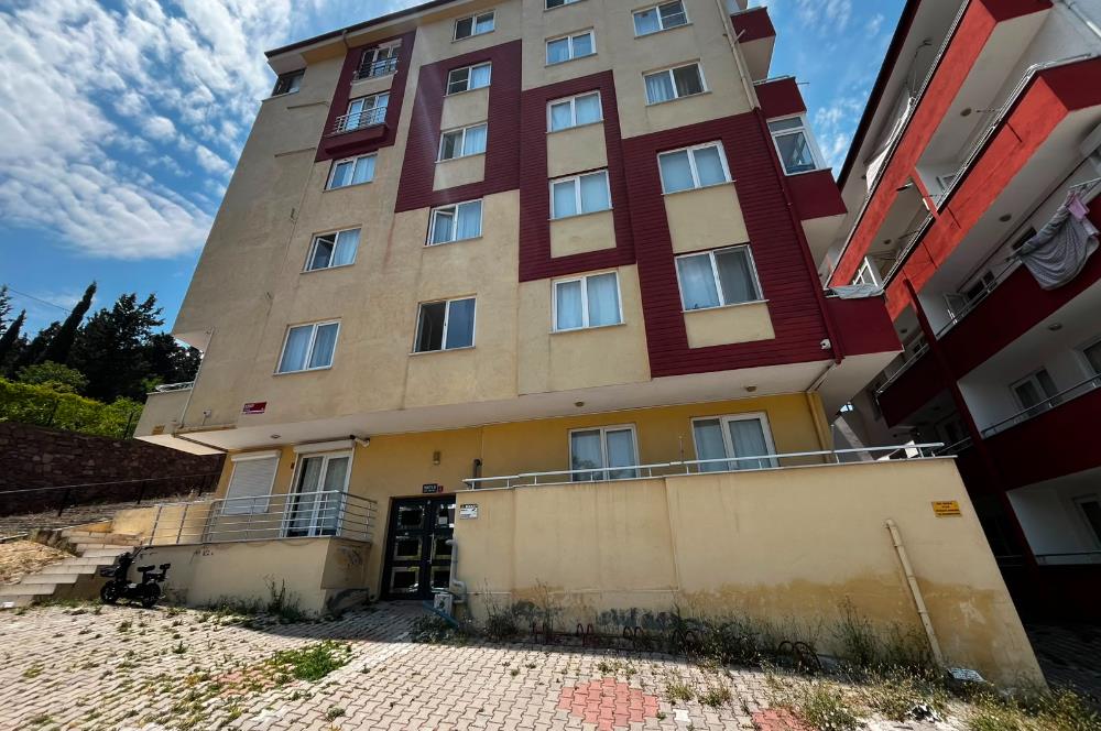 C21 BAL'dan Sütlüce Mah. NEF'e ve Soma Caddesi Yakını 1+1 Daire