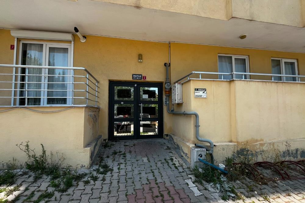 C21 BAL'dan Sütlüce Mah. NEF'e ve Soma Caddesi Yakını 1+1 Daire