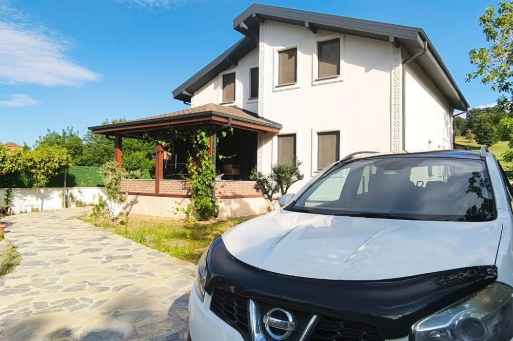 SAKARYA AŞIRLAR’DA SATILIK: ÖZEL TASARIM MÜSTAKİL VİLLA