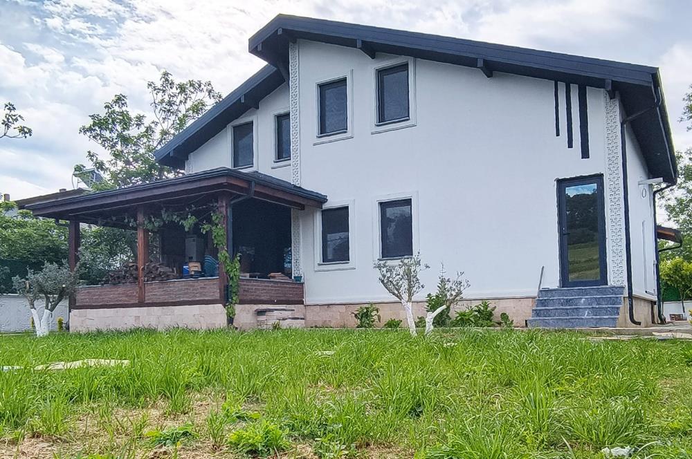SAKARYA AŞIRLAR’DA SATILIK: ÖZEL TASARIM MÜSTAKİL VİLLA