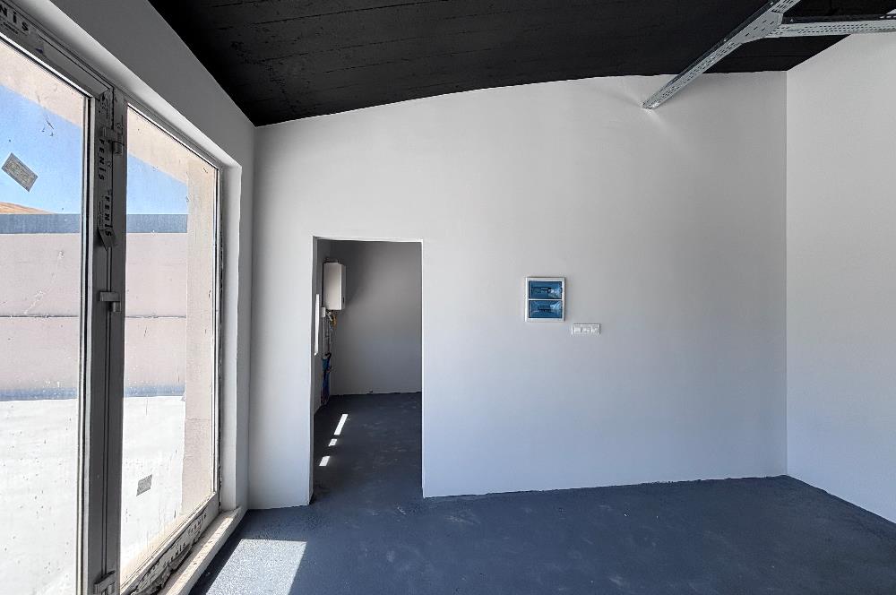 ÇAYYOLU ALACAATLI’DA CADDE CEPHELİ, ÇİFT TERASLI 200 m² PRESTİJLİ KİRALIK İŞ YERİ