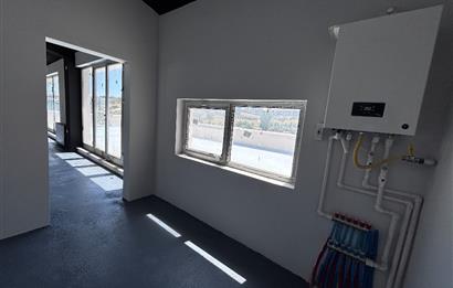 ÇAYYOLU ALACAATLI’DA CADDE CEPHELİ, ÇİFT TERASLI 200 m² PRESTİJLİ KİRALIK İŞ YERİ
