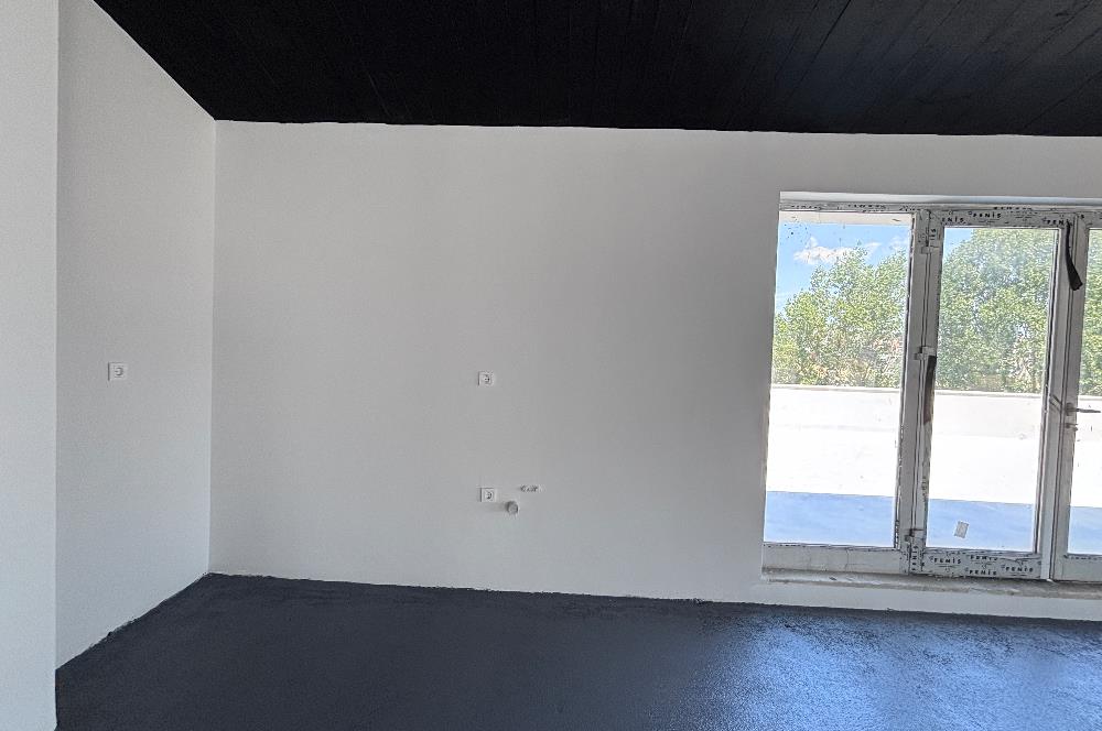 ÇAYYOLU ALACAATLI’DA CADDE CEPHELİ, ÇİFT TERASLI 200 m² PRESTİJLİ KİRALIK İŞ YERİ