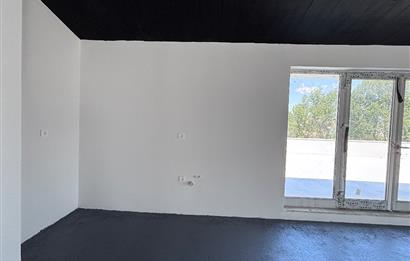 ÇAYYOLU ALACAATLI’DA CADDE CEPHELİ, ÇİFT TERASLI 200 m² PRESTİJLİ KİRALIK İŞ YERİ