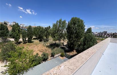 ÇAYYOLU ALACAATLI’DA CADDE CEPHELİ, ÇİFT TERASLI 200 m² PRESTİJLİ KİRALIK İŞ YERİ