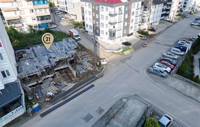 CENTURY 21'DEN ŞAHİNCİLİ MAHALLESİNDE TOPRAKTAN SATILIK PRESTİJLİ İŞ YERİ !