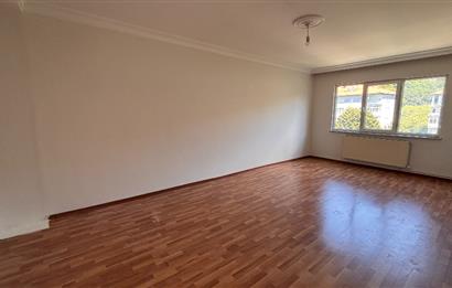 İstinye Boğaziçi Sitesi A Bloklarında Ara Kat 3+1 Kiralık Daire