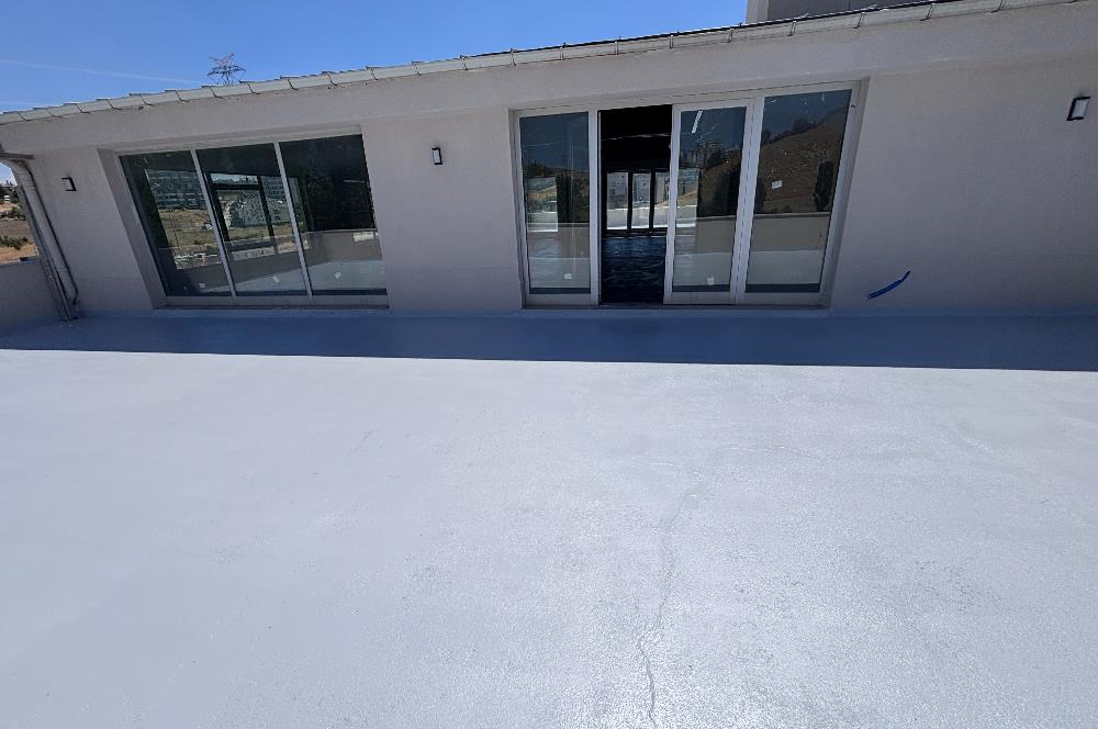 ÇAYYOLU ALACAATLI’DA CADDE CEPHELİ, ÇİFT TERASLI 200 m² PRESTİJLİ KİRALIK İŞ YERİ