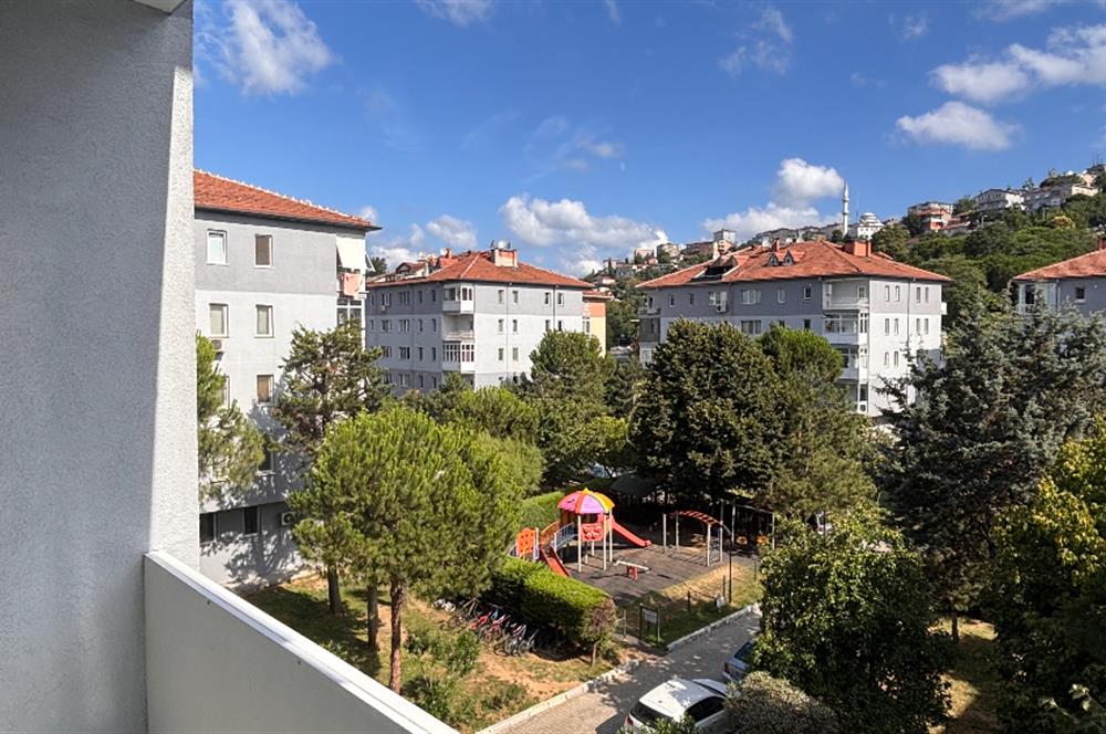 İstinye Boğaziçi Sitesi A Bloklarında Ara Kat 3+1 Kiralık Daire