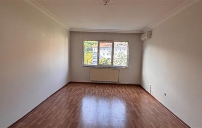 İstinye Boğaziçi Sitesi A Bloklarında Ara Kat 3+1 Kiralık Daire