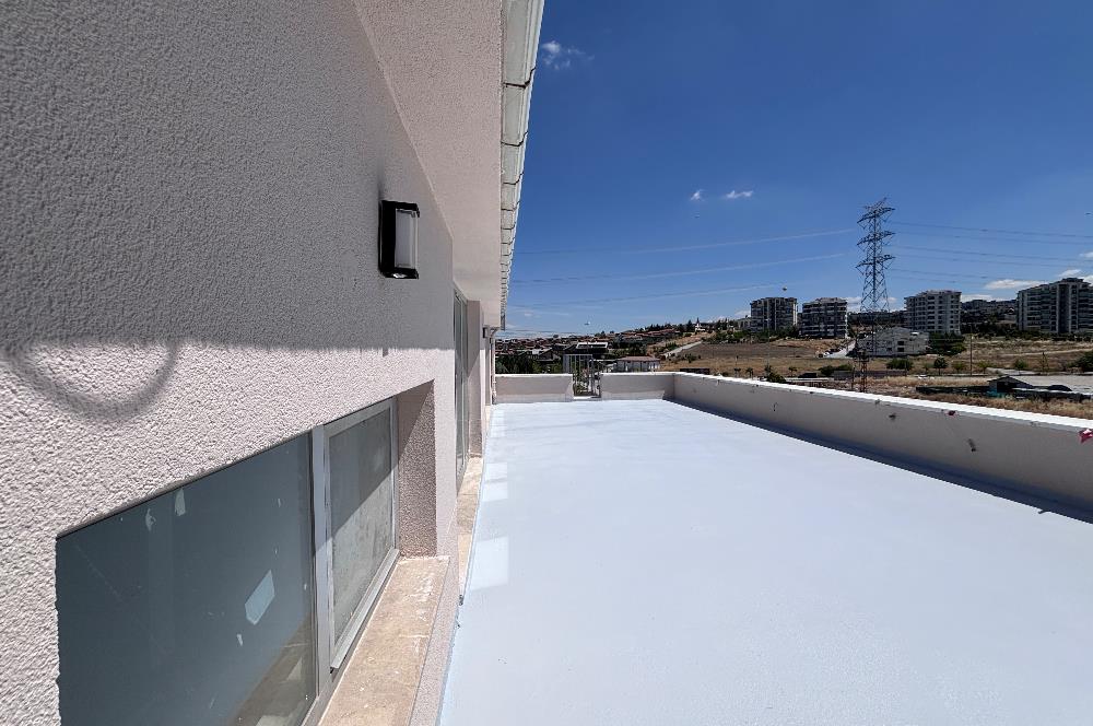 ÇAYYOLU ALACAATLI’DA CADDE CEPHELİ, ÇİFT TERASLI 200 m² PRESTİJLİ KİRALIK İŞ YERİ