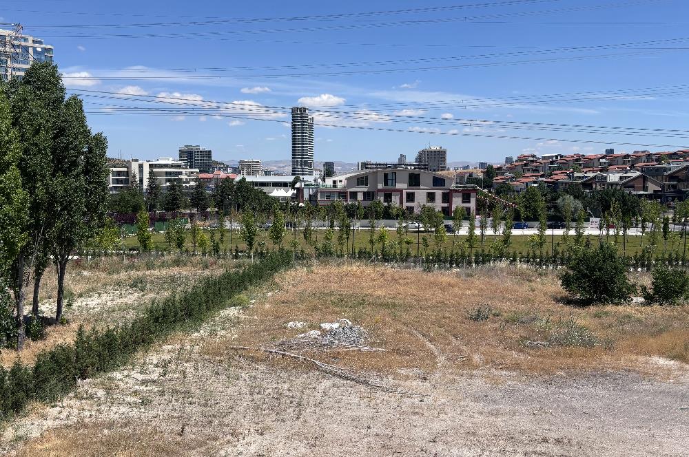ÇAYYOLU ALACAATLI’DA CADDE CEPHELİ, ÇİFT TERASLI 200 m² PRESTİJLİ KİRALIK İŞ YERİ