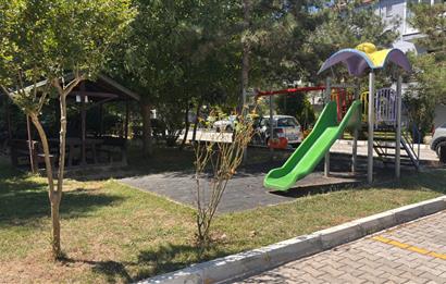 İstinye Boğaziçi Sitesi A Bloklarında Ara Kat 3+1 Kiralık Daire