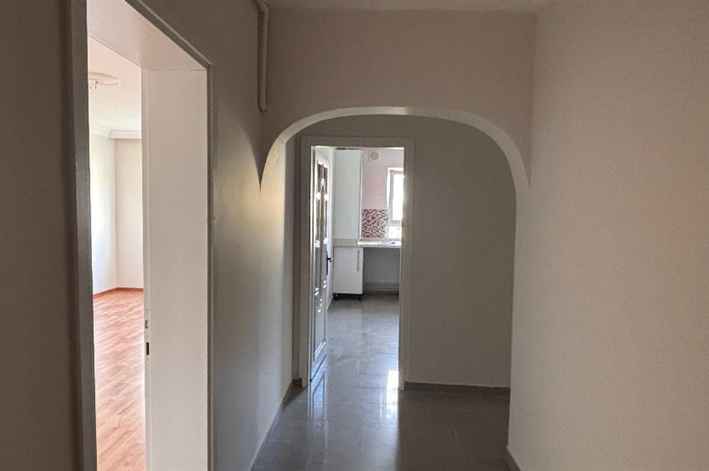 İstinye Boğaziçi Sitesi A Bloklarında Ara Kat 3+1 Kiralık Daire