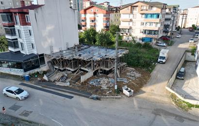 CENTURY 21'DEN ŞAHİNCİLİ MAHALLESİNDE TOPRAKTAN SATILIK PRESTİJLİ İŞ YERİ !