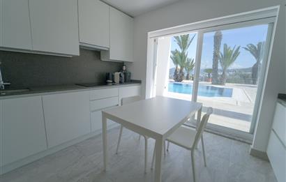Türkbükü'nde Satılık Deniz Manzaralı Özel Havuzlu Villa