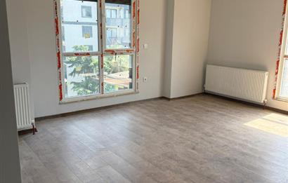 SUADİYE ELİT PARK SİTESİNDE HAVUZLU 1+1 DAİRE