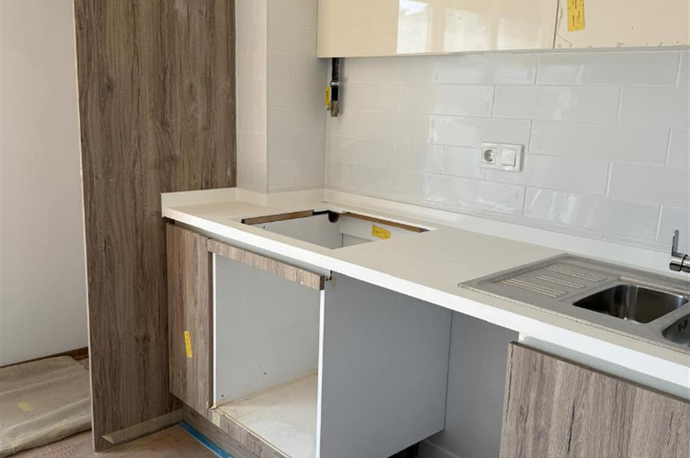 SUADİYE ELİT PARK SİTESİNDE HAVUZLU 1+1 DAİRE