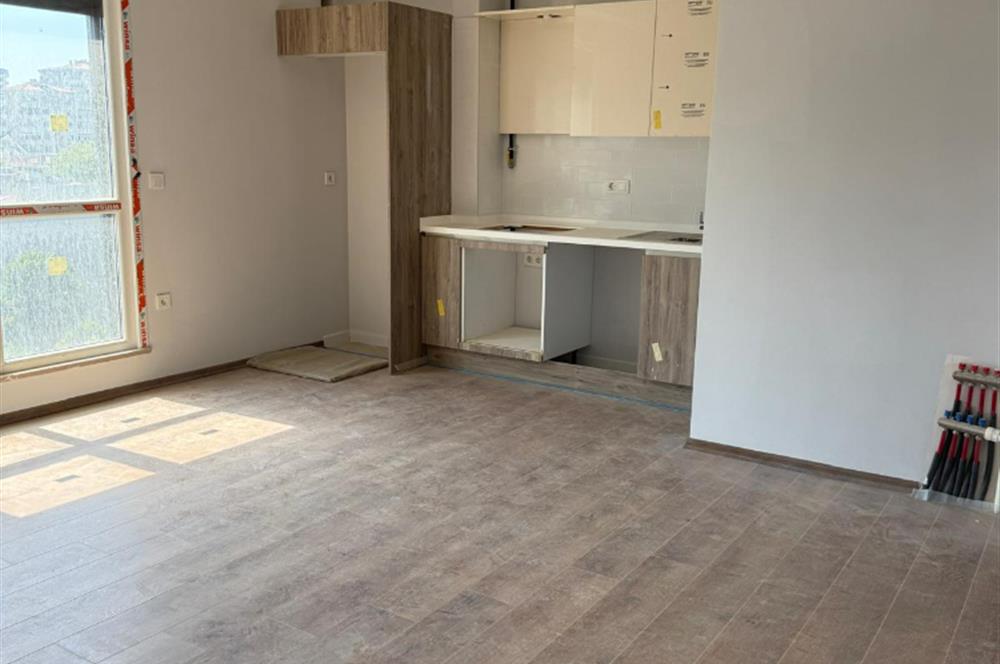 SUADİYE ELİT PARK SİTESİNDE HAVUZLU 1+1 DAİRE