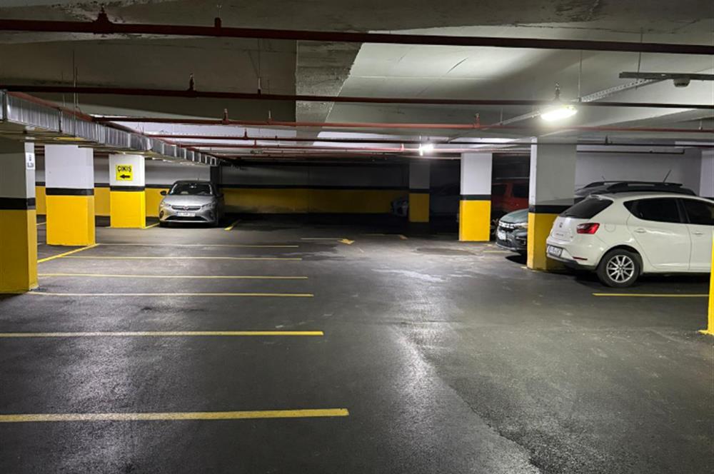 SUADİYE ELİT PARK SİTESİNDE HAVUZLU 1+1 DAİRE