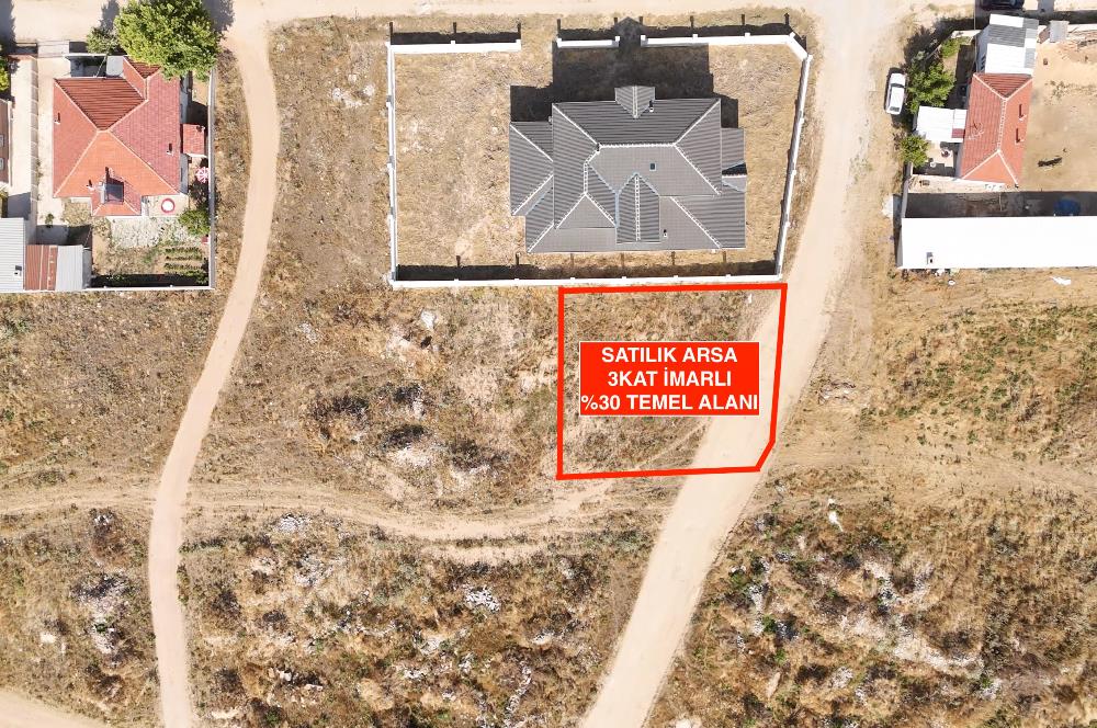 AFYON EVCİLERDE 597 m² KÖŞE PARSEL 3 KAT İMARLI SATILIK ARSA