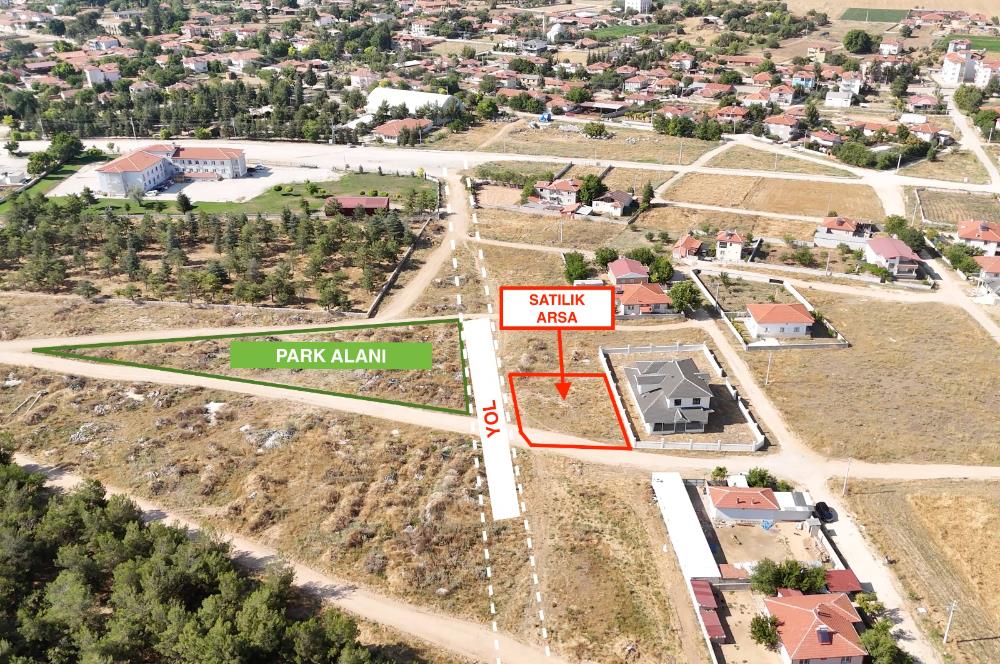 AFYON EVCİLERDE 597 m² KÖŞE PARSEL 3 KAT İMARLI SATILIK ARSA