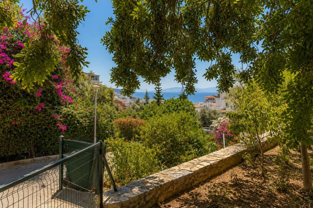 Bodrum Umurça da Bahçe Katı Kiralık Daire