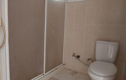 Bornova Gençlik Caddesi'nde 3+1 Satılık Daire