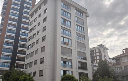 LOKASYONU KADAR KONUMU DA ÖZEL AYŞEKADIN METRO ÖNÜ 3+1