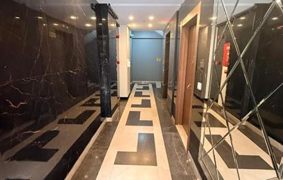 LOKASYONU KADAR KONUMU DA ÖZEL AYŞEKADIN METRO ÖNÜ 3+1
