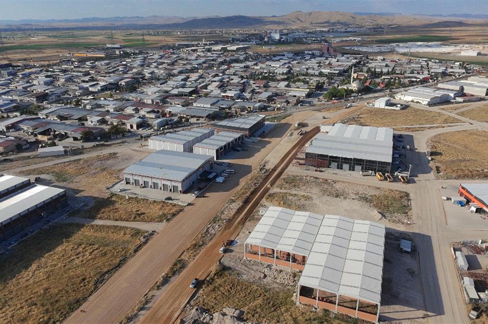 CENTURY21PLUS'DAN 2. KÜÇÜK SANAYİ ARKASI SATILIK DÜKKAN