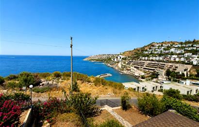 Bodrum Gündoğan Satılık 2+1 Villa Deniz Manzaralı Özel Plajlı
