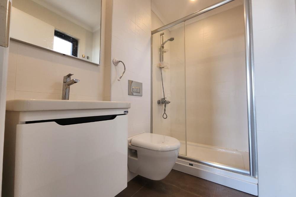 Zekeriyaköy'de Yeni Sitede Kiralık Villa
