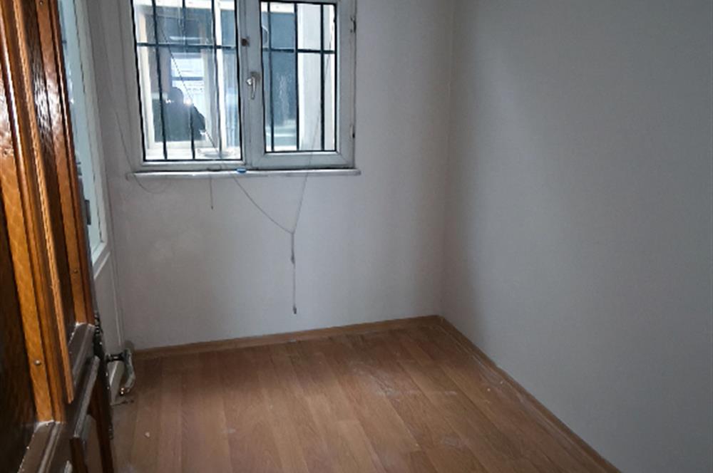 Kadıköy Altıyol'da Kiralık Ofis 3+1 