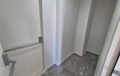 Kozyatağı'nda Satılık 3+1 Merkezi Konumlu Ferah Daire
