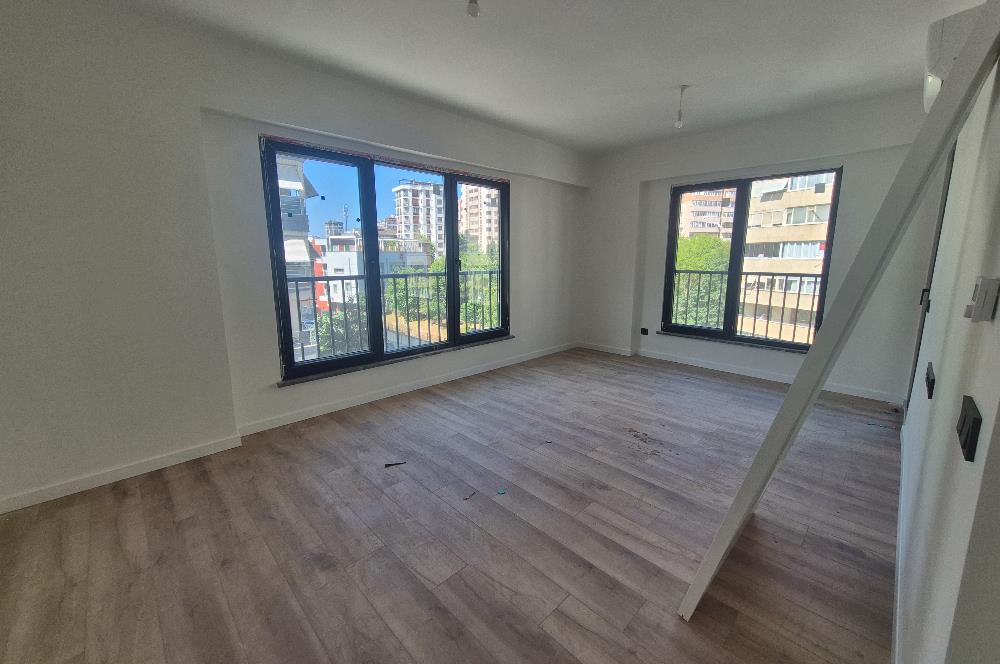 Kadıköy Merdivenköy'de Kiralık 2+1 Yerden Isıtmalı Daire