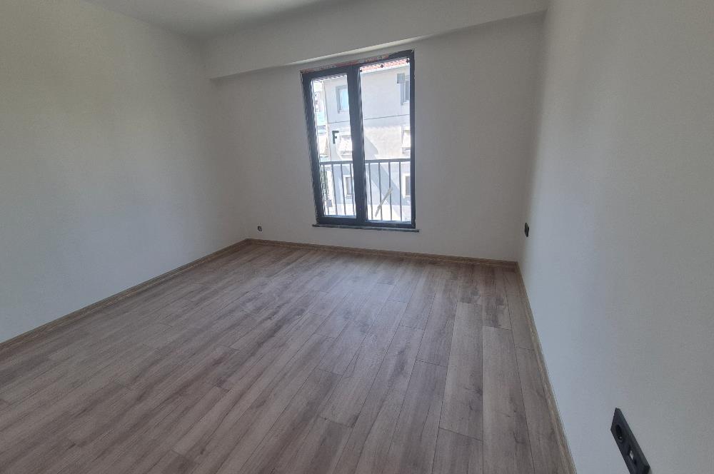 Kadıköy Merdivenköy'de Kiralık 2+1 Yerden Isıtmalı Daire