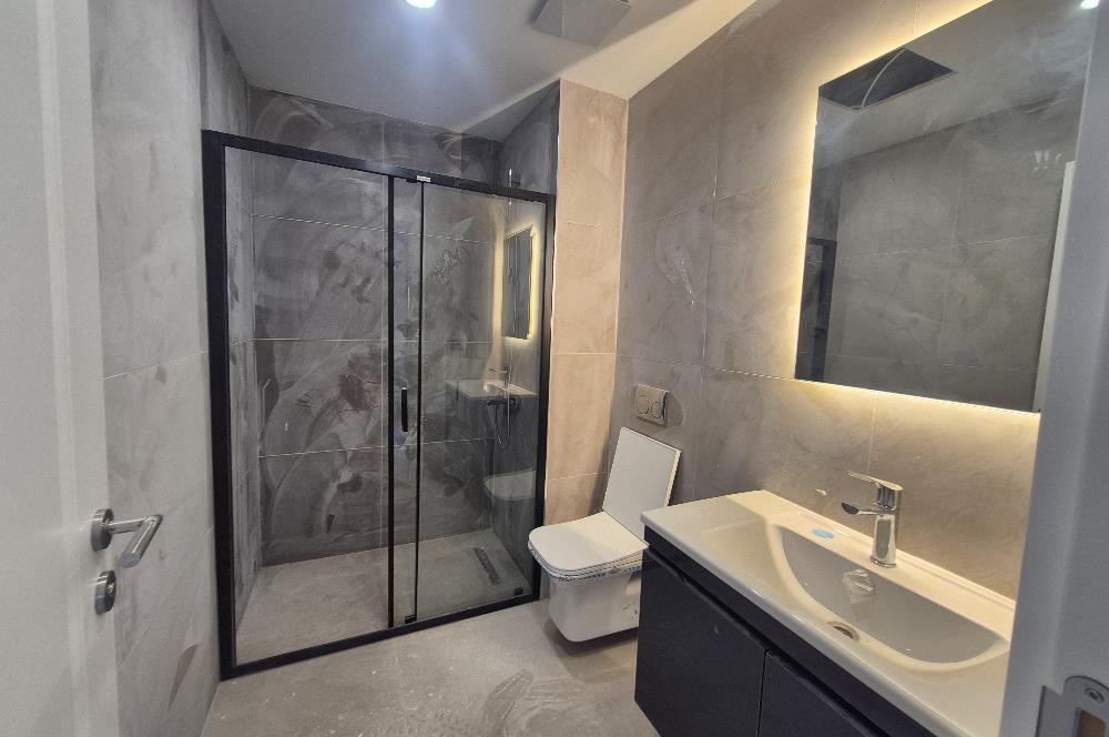 Kadıköy Merdivenköy'de Kiralık 2+1 Yerden Isıtmalı Daire