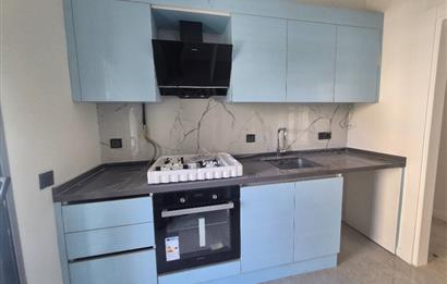 Kadıköy Merdivenköy'de Kiralık 2+1 Yerden Isıtmalı Daire