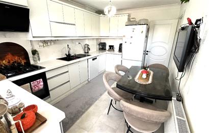 C21 Bal'dan Bahçelievler Mah.'de Park Manzaralı Satılık 2+1 Daire