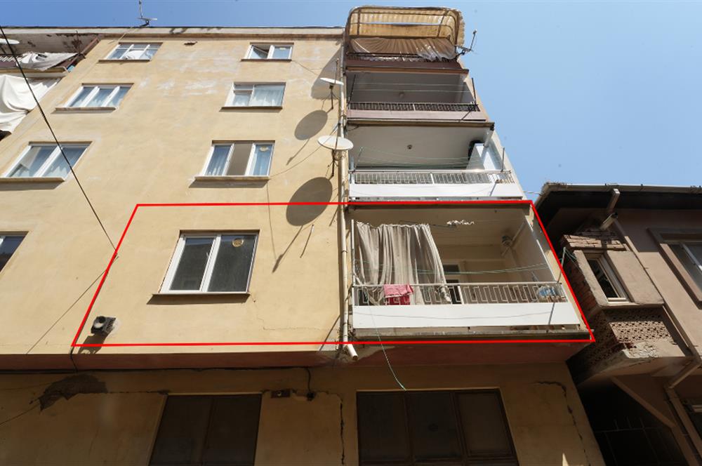 C21Cius; Denize Çok Yakın Mesafede Satılık 2+1 Daire