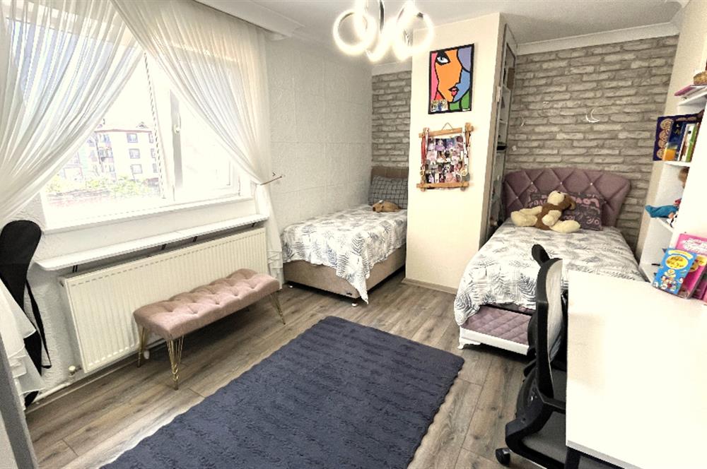 C21 Bal'dan Bahçelievler Mah.'de Park Manzaralı Satılık 2+1 Daire
