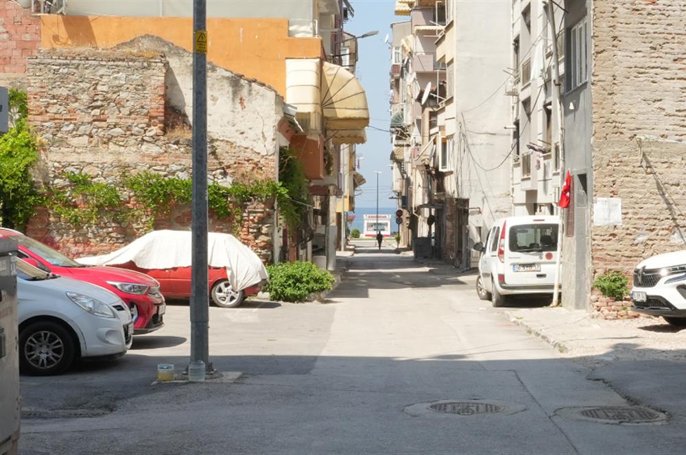 C21Cius; Denize Çok Yakın Mesafede Satılık 2+1 Daire