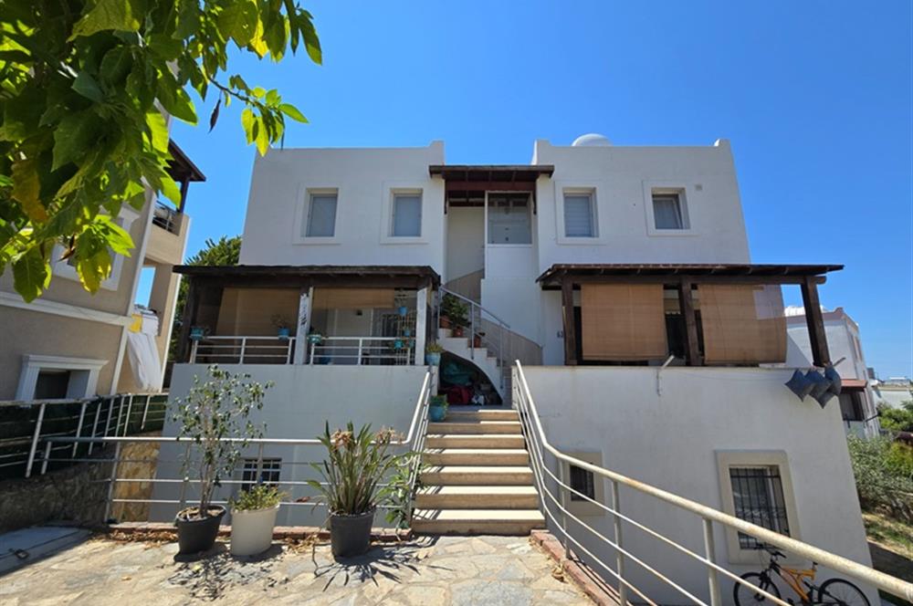 Bodrum Turgutreis Alt Karabağ Mevkiinde Satılık Site İçinde Müstakil Bahçeli Masrafsız 3+1 BahçeDubleksi